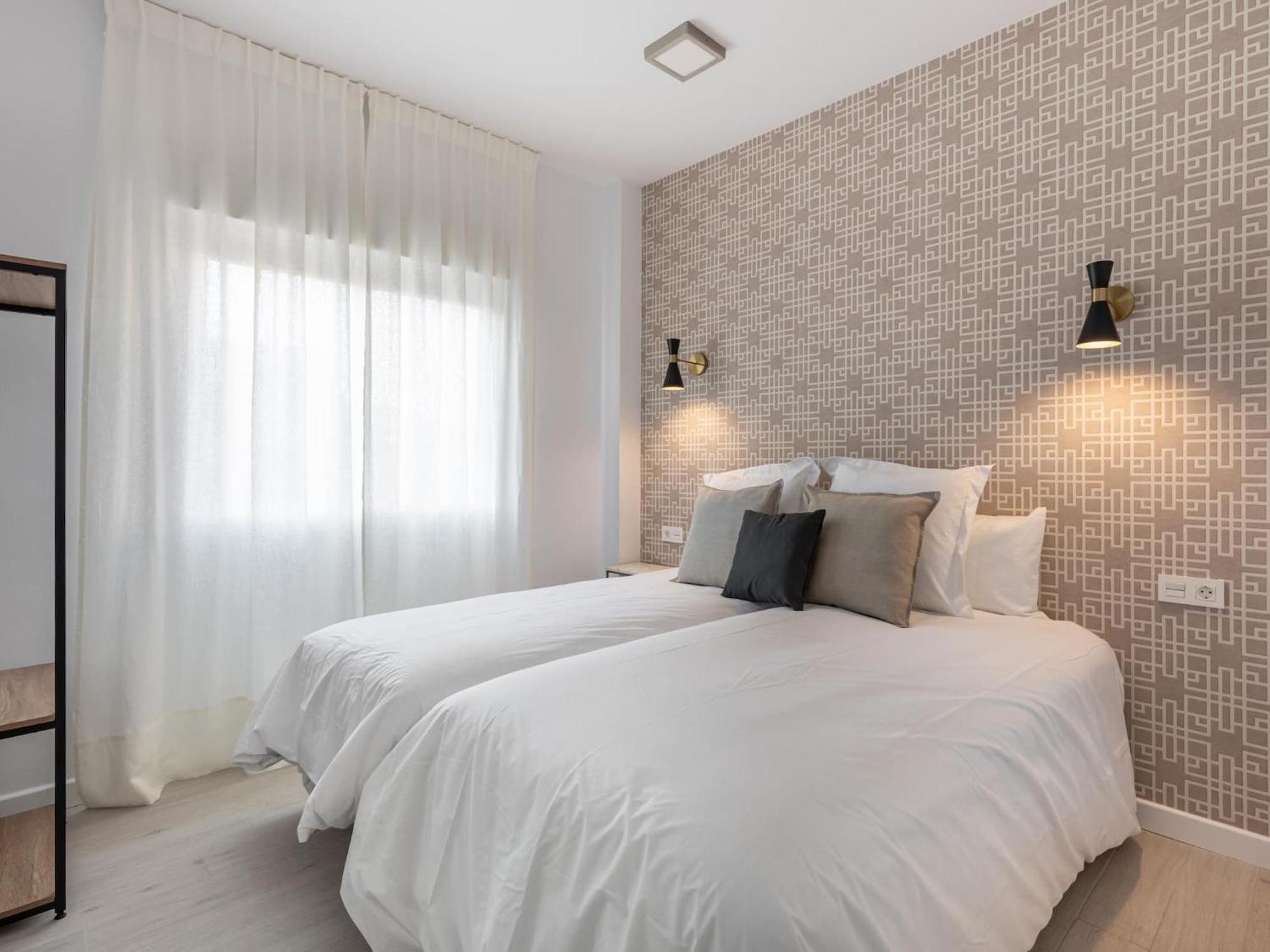 Central Stylish And Elegant 1 & 2 Bedroom Apartments I Granada Eksteriør bilde
