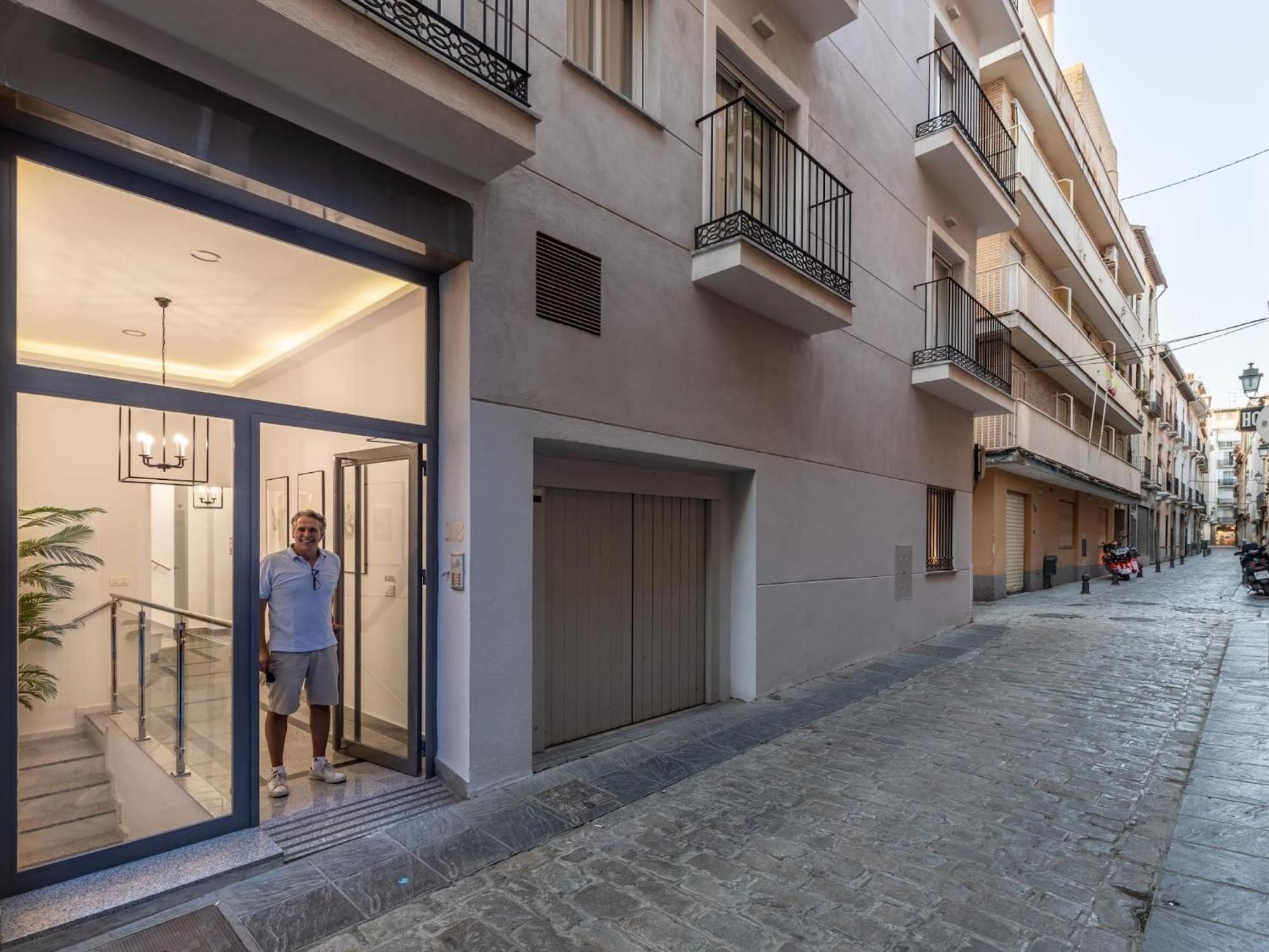 Central Stylish And Elegant 1 & 2 Bedroom Apartments I Granada Eksteriør bilde