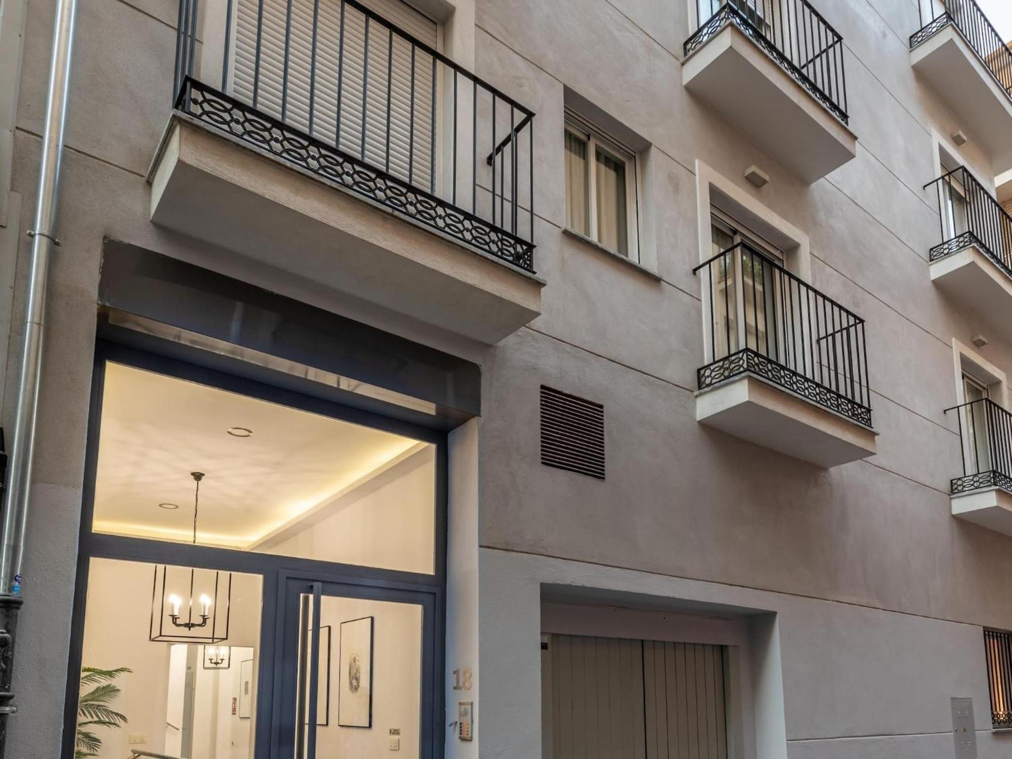Central Stylish And Elegant 1 & 2 Bedroom Apartments I Granada Eksteriør bilde